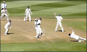 The big-hitting threat of Astle is removed as England go for the jugular