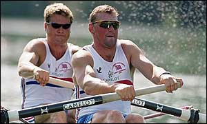 James Cracknell and Matthew Pinsent won double World gold in 2001