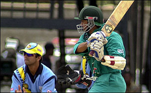 Kenya hosted the 2000 ICC Knockout Trophy