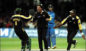 Shahid Afridi takes a wicket