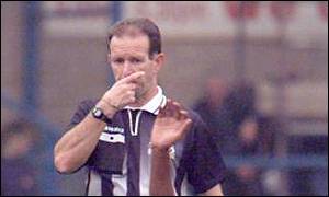 Paul Alcock refereeing Sheffield Wednesday v Arsenal 