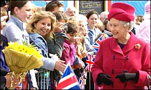 Queen greeting crowds in Falmouth