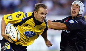 Christian Cullen in Super 12 action for Hurricanes