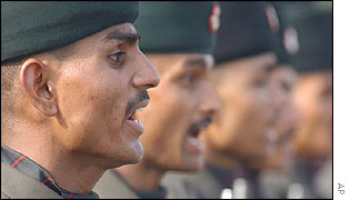 New recruits take oath of allegiance before deployment near Line of Control