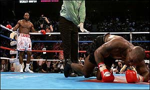 Lennox Lewis retains his world heavyweight crown after beating Mike Tyson