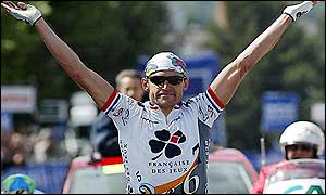 Jacky Durand celebrates victory