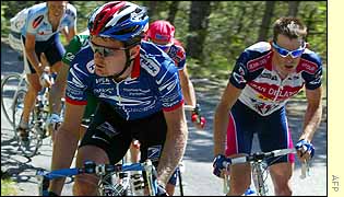 Landis (left) leads Halgand (right) up one of Thursday's climbs