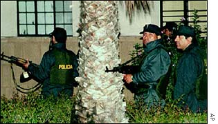 Commandos at Japanese Embassy, Lima in 1997