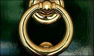 Brass door knocker, Eyewire