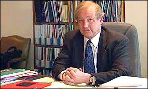 Dr Colin Lucas 