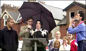 Michael Jackson in Exeter, with David Blaine (left) and Uri Geller