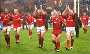 Wales applaud their supporters after the defeat in Newlands to South Africa