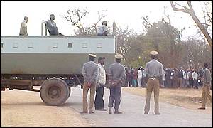 Police in Chinhoyi, 2000