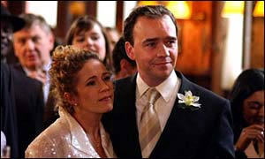 Mark Fowler marries Lisa in EastEnders 2001