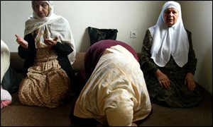 Muslim women worship at Srebrenica's new mosque