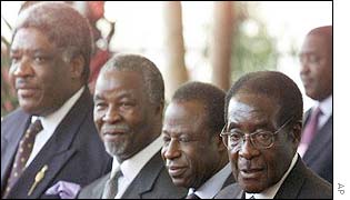 (L-R) Zambian President, Levy Mwanawasa, Thabo Mbeki, OAU Secretary General, Amara Essy and Robert Mugabe