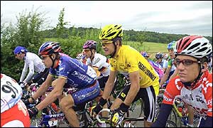 Race leader Igor Gonzalez Galdeano sports the yellow jersey during stage six of Le Tour