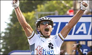 Bradley McGee celebrates his victory