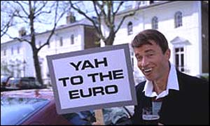Harry Enfield in Euro ad