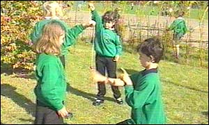 Playground conkers
