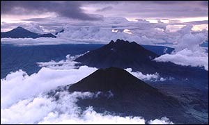Volcanoes on Uganda/Rwanda border   Juan Pablo Moreiras/Fauna & Flora International