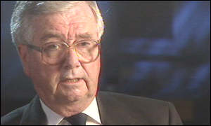 Dr Ian Bogle