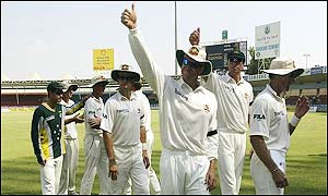 The Australian team salute the crowd as they leave the pitch at the end of the  third Test