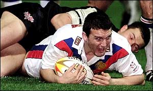 Martin Gleeson's second-half try puts GB ahead for the first time  