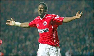 Charlton's Jason Euell celebrates his goal 