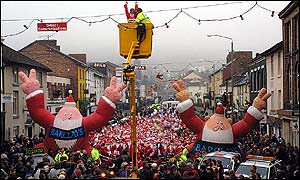 Santa Run in Newtown