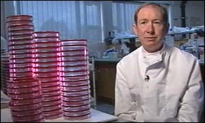 Dr Stephen Dealler