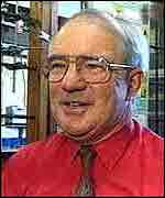 Dr Len Fisher