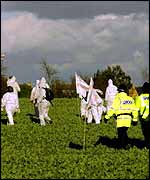 GM demonstrators and police   PA