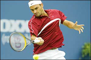 Federer takes the opening set 6-3  after a break in the seventh game 