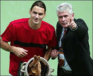 Roger Federer and tournament director Paul McNamee 
