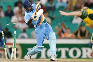 Balaji loses his middle stump