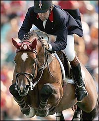 Nick Skelton competes in the individual showjumping riding Arko III