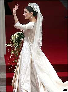 Mary Donaldson arrives at Mary Our Lady's Cathedral in Copenhagen