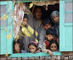 Kashmiri family in Srinagar