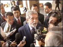 Presidente Lula após visita ao templo de Qoricancha (Foto: Marcello Casal Jr./Agência Brasil)