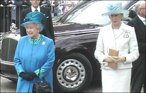 royal maundy service, wakefield, 2005