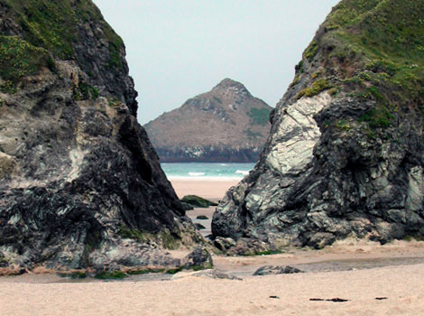 Holywell Bay