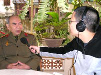 Thượng tướng Hoàng Minh Thảo trả lời phỏng vấn của Hoàng Dương tại Hà Nội