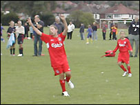 LFC Girls Cheering