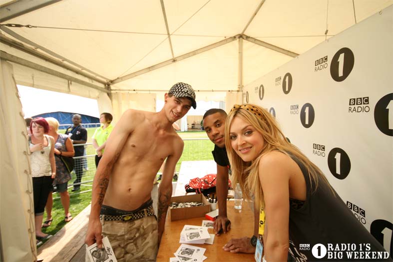 Signing sessions with Fearne and Reggie