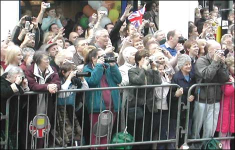 royal maundy service, wakefield, 2005