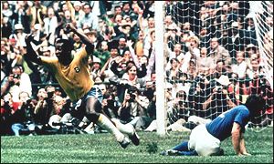 Pele celebrating the victory