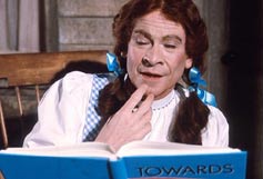 Image: Stanley Baxter dressed as Dorothy: Christmas Hamper, 1985 