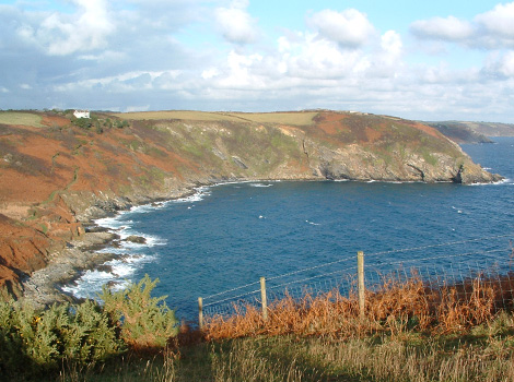 Coast path from Mevva to Falmouth
