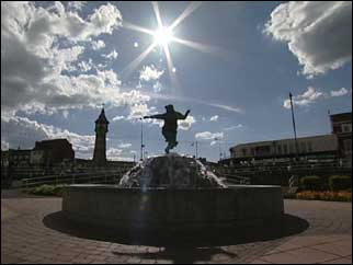 The Jolly Fisherman statue